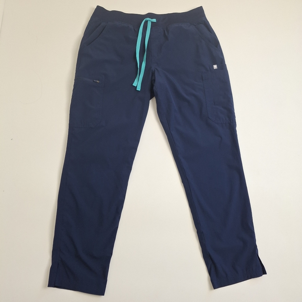 Figs Set of Navy Yola FreeX Lined Scrub Pants & Catarina FreeX Top - Picture 4 of 16